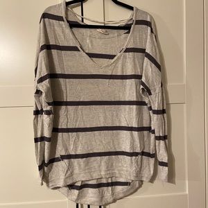 Free People striped v neck top. Size small